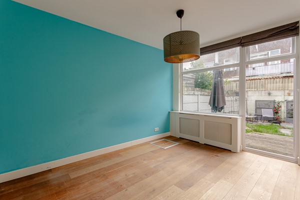 Medium property photo - Hoenderloostraat 94, 2573 RP Den Haag